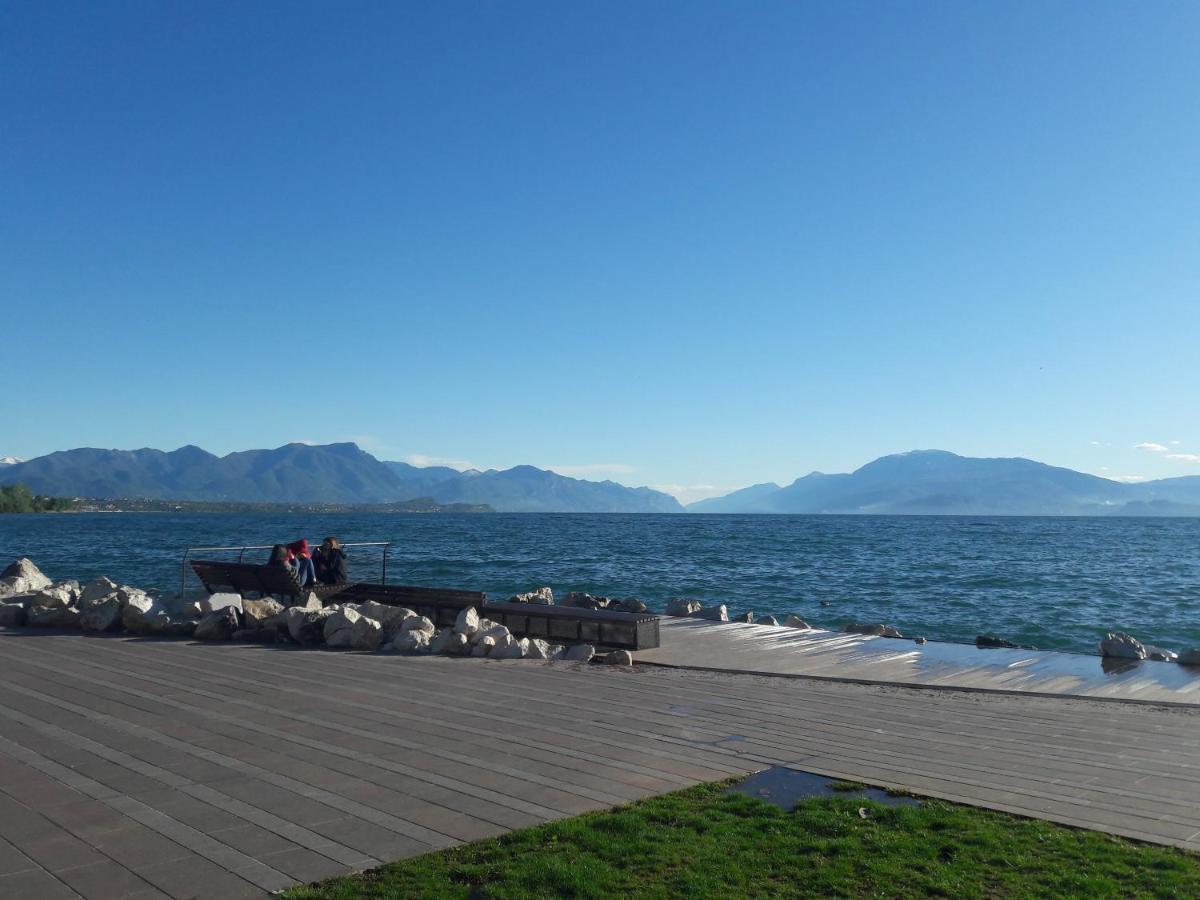 Eve House Gardalake Lonato Exteriör bild