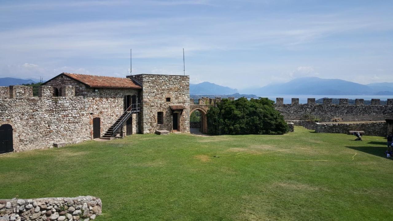 Eve House Gardalake Lonato Exteriör bild